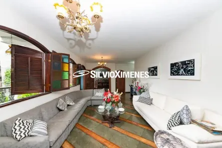 Casa com 5 Quartos à venda, 570m² no Barro Preto, Belo Horizonte