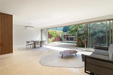 Casa de Condomínio com 3 Quartos para alugar, 561m² no Jardim Europa, São Paulo