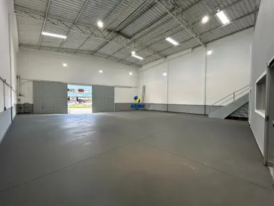 Galpão/Depósito/Armazém para alugar, 220m² no Venda Nova, Belo Horizonte