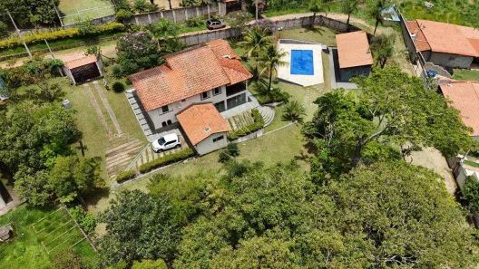 Fazenda/Sítio com 3 Quartos à venda, 2300m² no , Mairinque