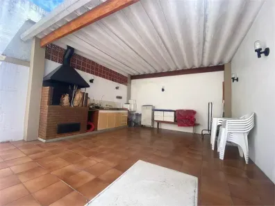 Sobrado com 4 Quartos à venda, 230m² no Alto de Pinheiros, São Paulo