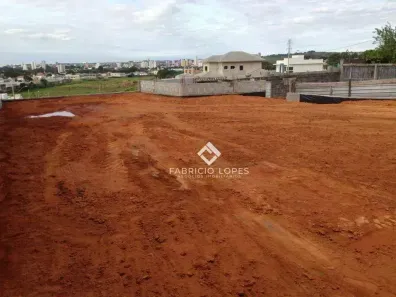 Lote/Terreno à venda, 400m² no Jardim Terras de São João, Jacareí