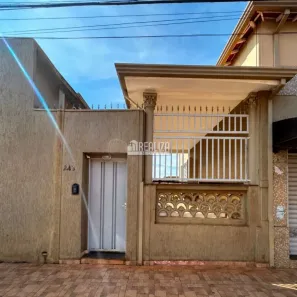 Casa com 2 Quartos para alugar, 10m² no Jardim Santa Maria, Igarapava