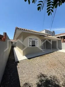 Casa com 2 Quartos à venda, 70m² no Ulysses Guimarães, Joinville