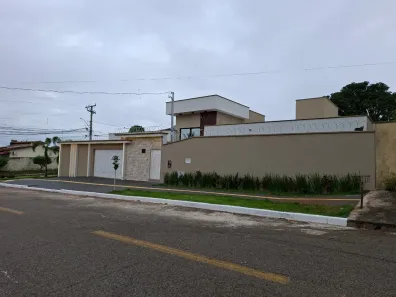 Casa com 4 Quartos à venda, 225m² no Jardim Presidente, Goiânia