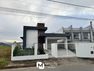 Casa com 3 Quartos à venda, 350m² no Fortaleza Alta, Blumenau
