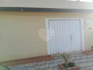 Casa com 3 Quartos à venda, 96m² no Jardim Nova Era, Itapetininga
