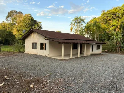 Casa com 3 Quartos para alugar, 110m² no Pirabeiraba (Pirabeiraba), Joinville