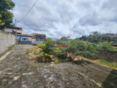 Casa com 2 Quartos à venda, 200m² no Jardim das Alterosas - 2ª Seção, Betim