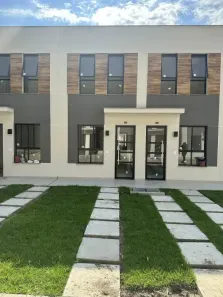 Casa de Condomínio com 2 Quartos para alugar, 47m² no Vargem Grande, Rio de Janeiro