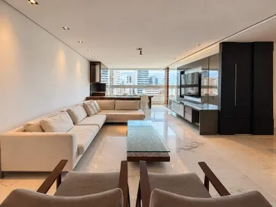 Apartamento com 4 Quartos para alugar, 175m² no Funcionários, Belo Horizonte