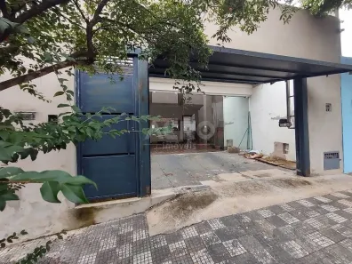 Imóvel Comercial com 4 Quartos para alugar, 200m² no Vila Brunhari, Bauru