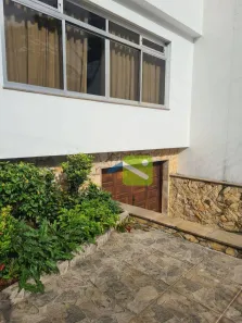 Casa com 3 Quartos à venda, 243m² no Vila Lageado, São Paulo