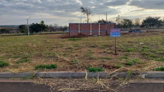 Lote/Terreno à venda, 200m² no Residencial Quinta da Aurora, Franca