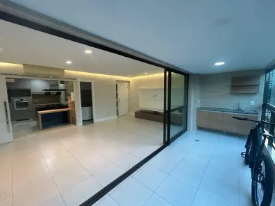 Apartamento com 4 Quartos para alugar, 130m² no Alphaville I, Salvador