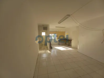 Prédio Comercial à venda, 671m² no Vila Palmares, Santo André