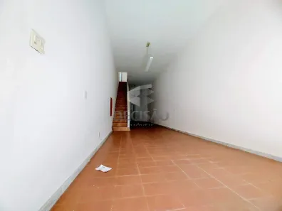 Ponto Comercial para alugar, 130m² no Santa Efigênia, Belo Horizonte
