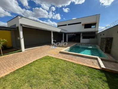 Ponto Comercial à venda, 204m² no Novo Mundo, Uberlândia