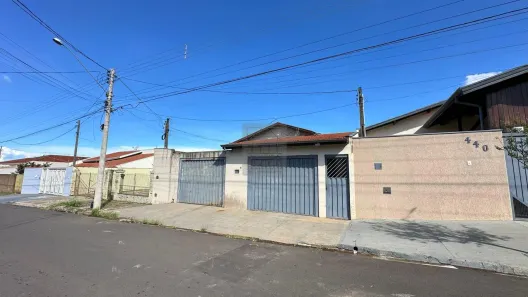 Casa com 3 Quartos à venda, 172m² no Jardim Panorama, Botucatu