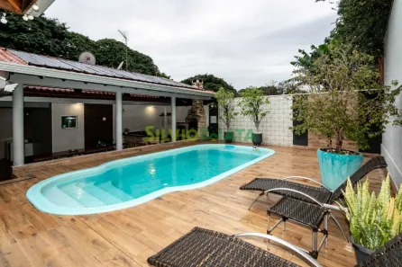 Casa com 3 Quartos à venda, 157m² no Parque Residencial Patrícia, Maringá