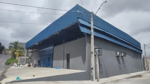 Galpão/Depósito/Armazém à venda, 780m² no Nova Cidade, Manaus