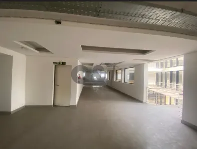 Sala Comercial para alugar, 266m² no Chácara Itaim, São Paulo