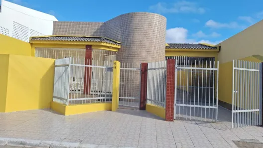 Casa com 4 Quartos à venda, 315m² no Ponto Novo, Aracaju