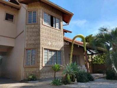 Casa com 4 Quartos à venda, 217m² no Campeche, Florianópolis