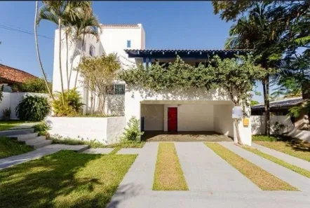 Casa de Condomínio com 5 Quartos à venda, 346m² no Lagoa da Conceição, Florianópolis