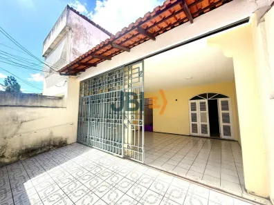 Casa com 4 Quartos à venda, 290m² no Benfica, Fortaleza
