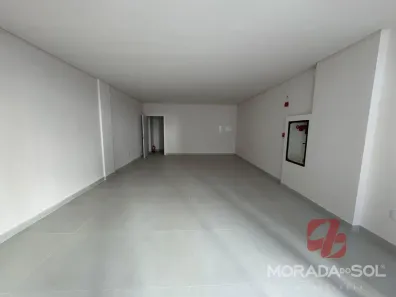 Sala Comercial para alugar, 50m² no Meia Praia, Itapema