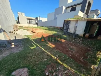 Lote/Terreno à venda, 250m² no Jardim Montecatini, Londrina