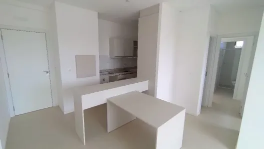 Apartamento com 2 Quartos para alugar, 62m² no Tabuleiro, Camboriú