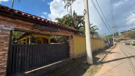 Fazenda/Sítio com 4 Quartos à venda, 2139m² no Recanto dos Lagos, Juiz de Fora