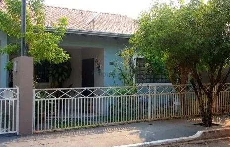 Casa com 2 Quartos à venda, 85m² no Cristo Rei, Várzea Grande