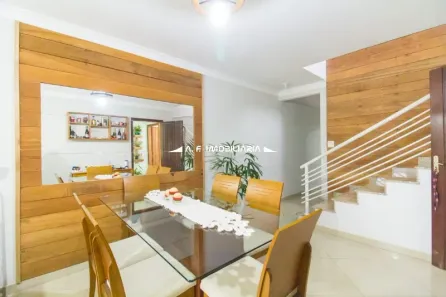 Sobrado com 3 Quartos à venda, 160m² no Vila Carbone, São Paulo