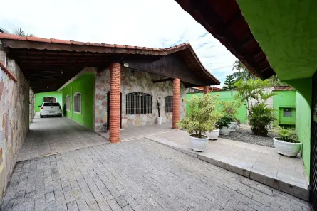 Casa com 3 Quartos à venda, 245m² no Bal Stella Maris, Peruíbe