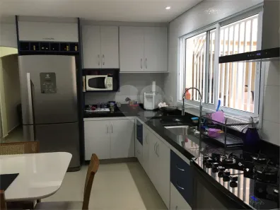 Sobrado com 3 Quartos à venda, 239m² no Vila Constança, São Paulo