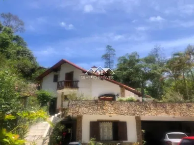 Casa de Condomínio com 3 Quartos à venda, 256m² no Nogueira, Petrópolis
