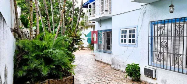 Casa de Condomínio com 5 Quartos à venda, 422m² no Recreio dos Bandeirantes, Rio de Janeiro