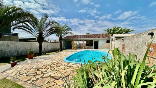 Casa com 4 Quartos para alugar, 175m² no , Guaratuba