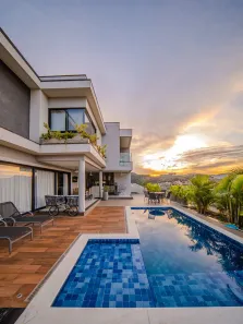 Casa com 3 Quartos para venda ou aluguel, 272m² no Suru, Santana de Parnaíba