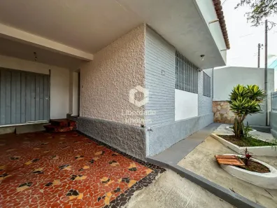 Casa com 3 Quartos à venda, 204m² no Padre Eustáquio, Belo Horizonte
