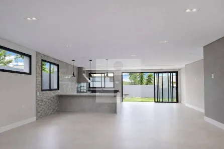 Casa de Condomínio com 4 Quartos à venda, 220m² no Parque Rural Fazenda Santa Cândida, Campinas