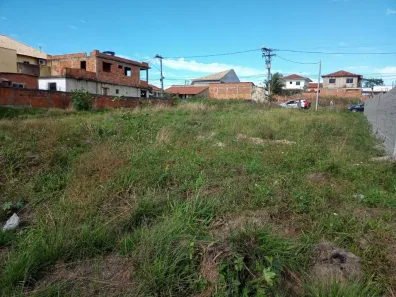 Lote/Terreno à venda, 318m² no Fazendinha, Araruama