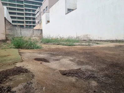 Lote/Terreno à venda, 300m² no Condomínio Itamaraty, Ribeirão Preto