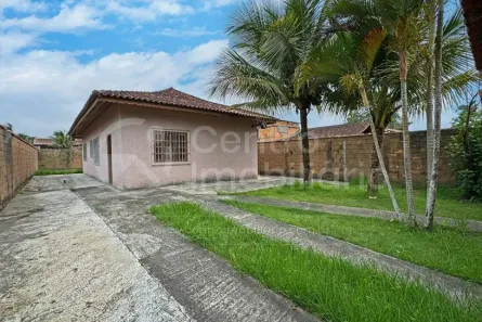Casa com 2 Quartos à venda, 76m² no Estância dos Eucaliptos, Peruíbe
