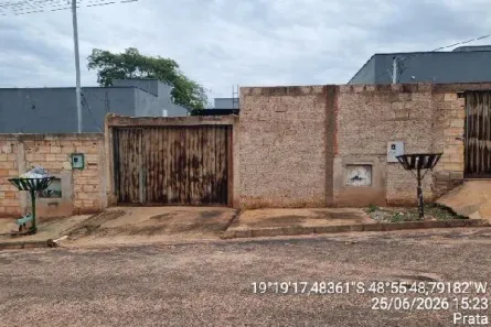 Casa com 2 Quartos à venda, 200m² no Prata, Prata