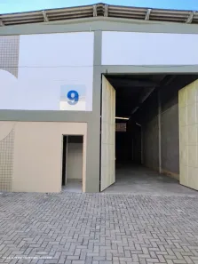 Galpão/Depósito/Armazém para alugar, 250m² no Pitangueiras, Lauro de Freitas