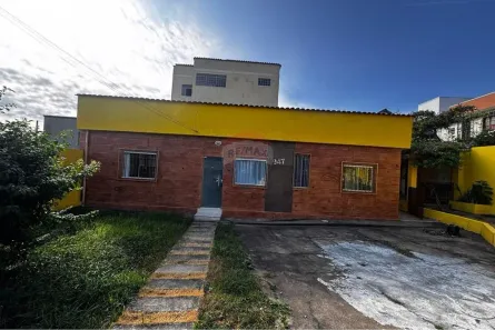 Casa com 2 Quartos para alugar, 270m² no Vila São Francisco, Lavras